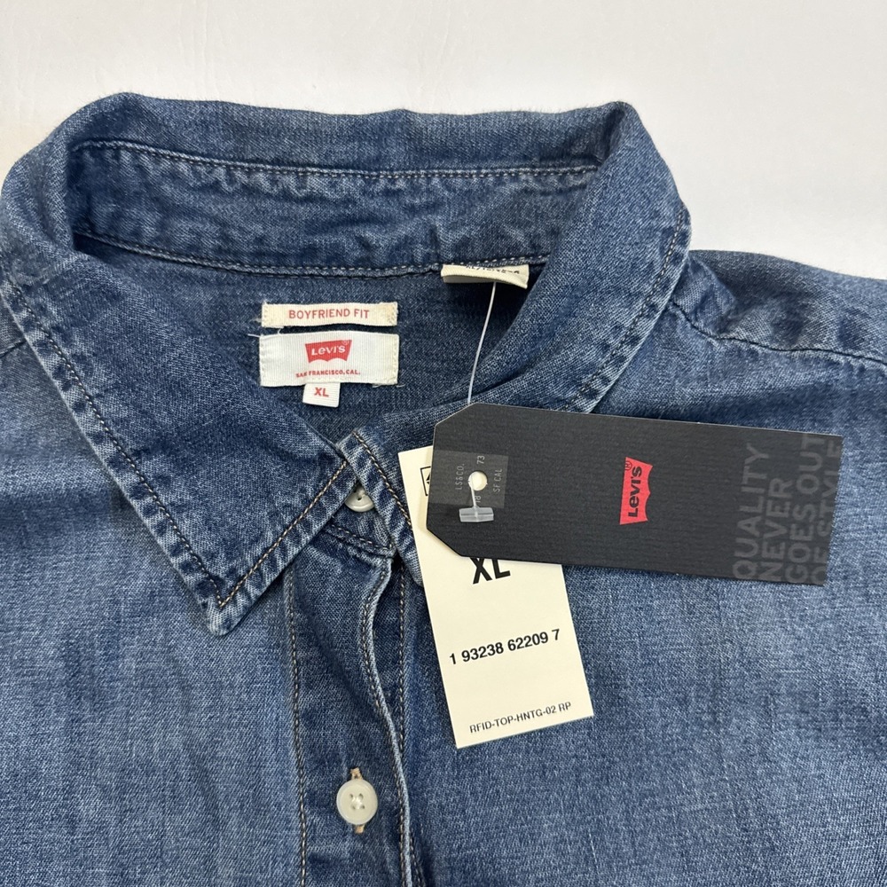 Levis Denim Jacket Boyfriend Fit Womens Size XL Blue Jean New NWT Button Red Tab - Picture 2 of 6